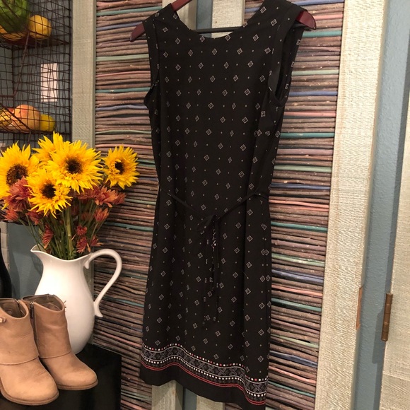 Banana Republic Back Detail Shift Dress - Picture 3 of 8